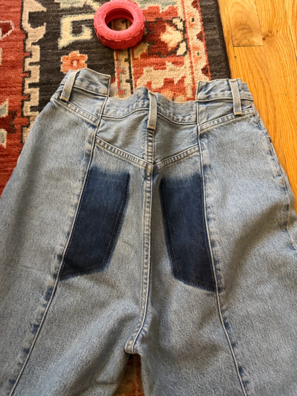 Like new Agolde jeans - Picture 3 of 3